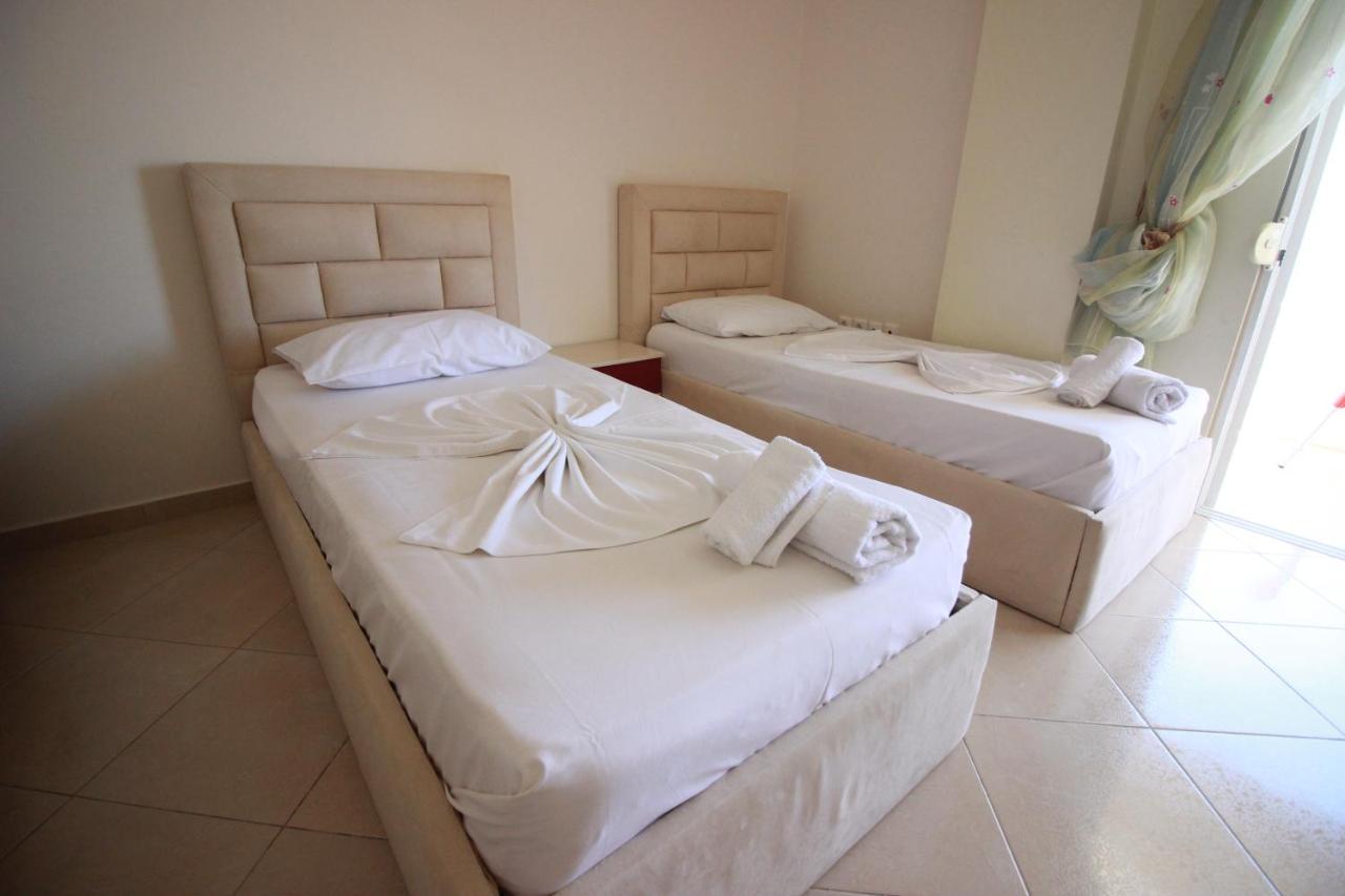 Villa Roel Sarandë 外观 照片